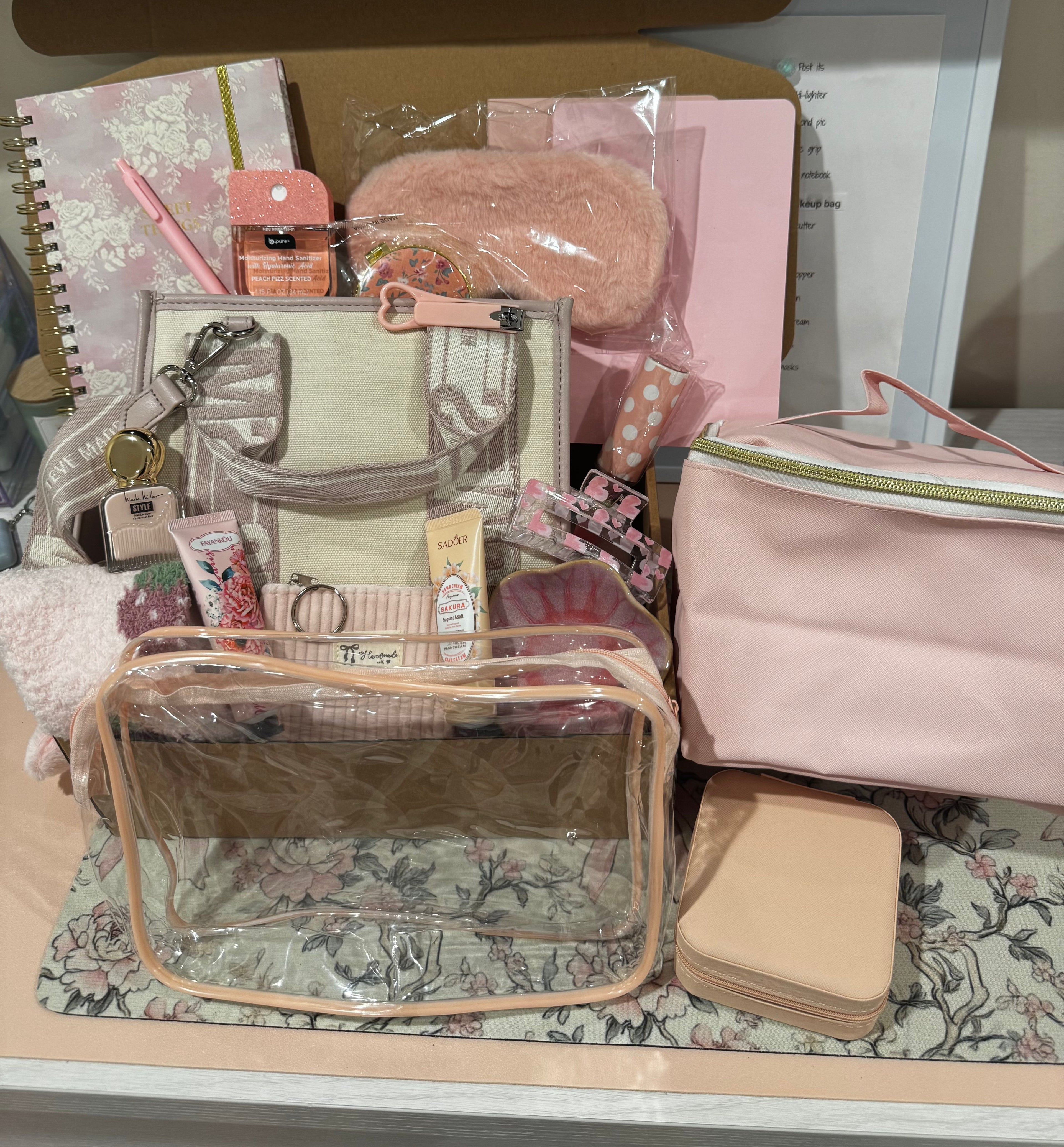 Rose deluxe Mother’s Day curated box